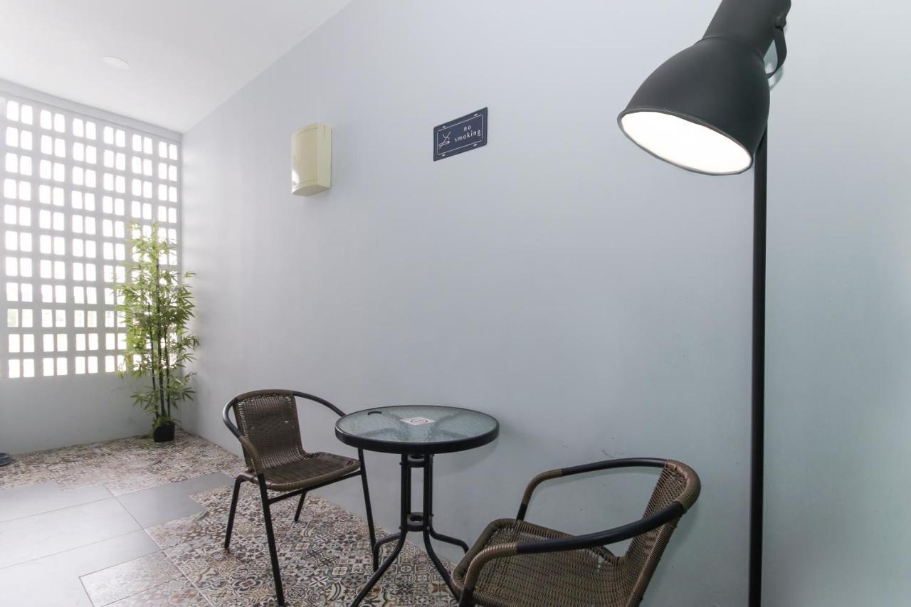 Oyo 90399 Green Home Hotel Syariah Szepang Kültér fotó